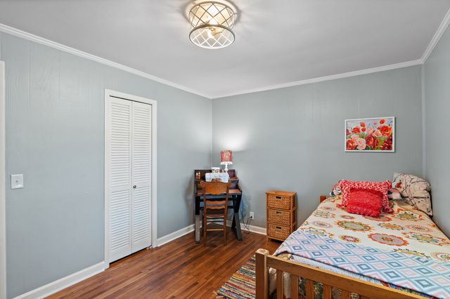 101 Newport Dr, Old Hickory, TN 37138