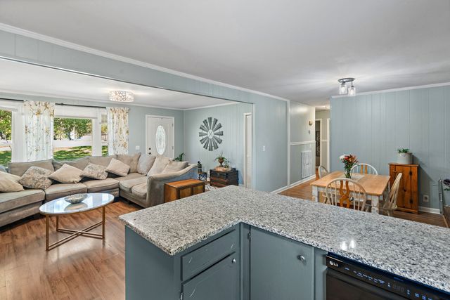 101 Newport Dr, Old Hickory, TN 37138