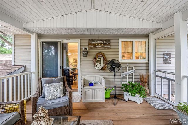 102 Briarwood Circle, Crystal City, MO 63019