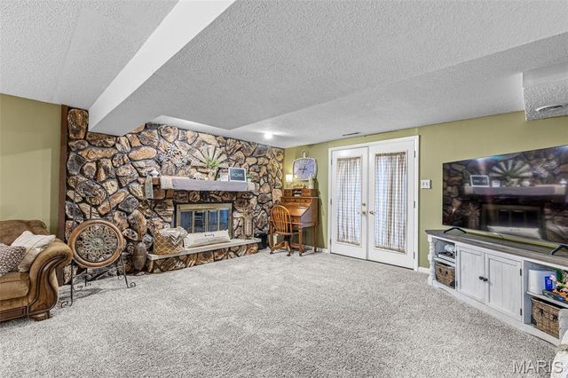 102 Briarwood Circle, Crystal City, MO 63019