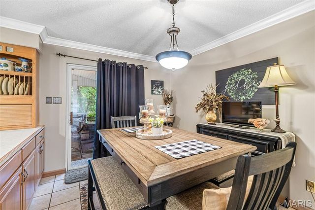 102 Briarwood Circle, Crystal City, MO 63019