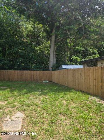 3827 EVE Drive W, Jacksonville, FL 32246
