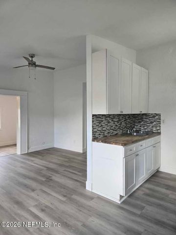 3827 EVE Drive W, Jacksonville, FL 32246