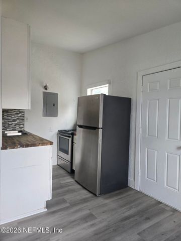 3827 EVE Drive W, Jacksonville, FL 32246
