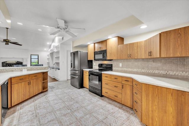 21238 HUBBARD AVENUE, Port Charlotte, FL 33952