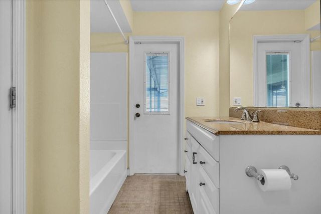21238 HUBBARD AVENUE, Port Charlotte, FL 33952