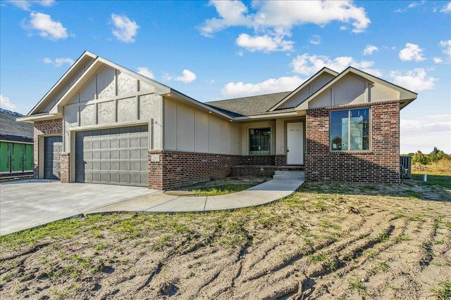 4917 W Calvert St, Wichita, KS 67215