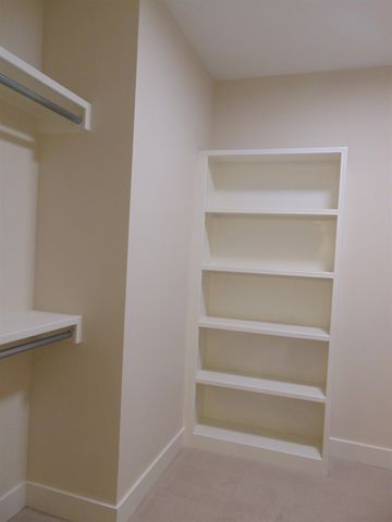 4917 W Calvert St, Wichita, KS 67215