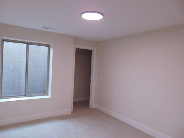 4917 W Calvert St, Wichita, KS 67215