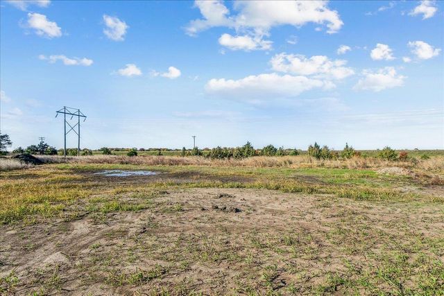 4917 W Calvert St, Wichita, KS 67215