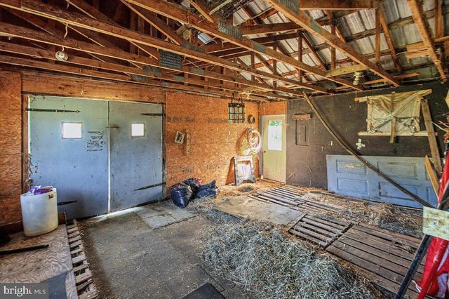 1010 RED LION RD, New Castle, DE 19720