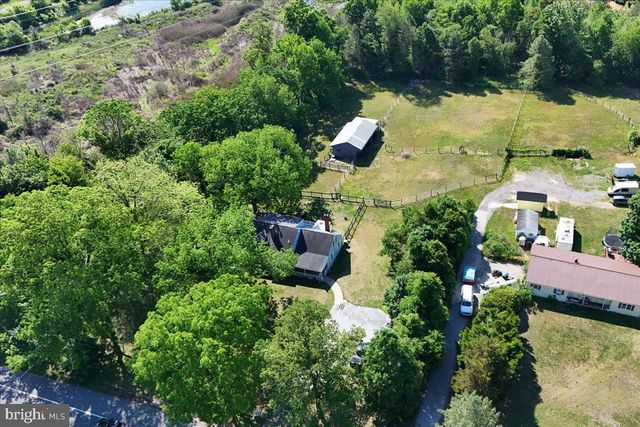 1010 RED LION RD, New Castle, DE 19720