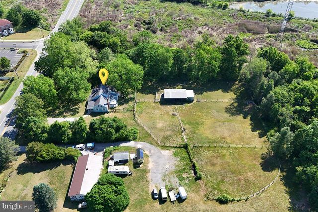 1010 RED LION RD, New Castle, DE 19720