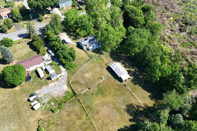 1010 RED LION RD, New Castle, DE 19720