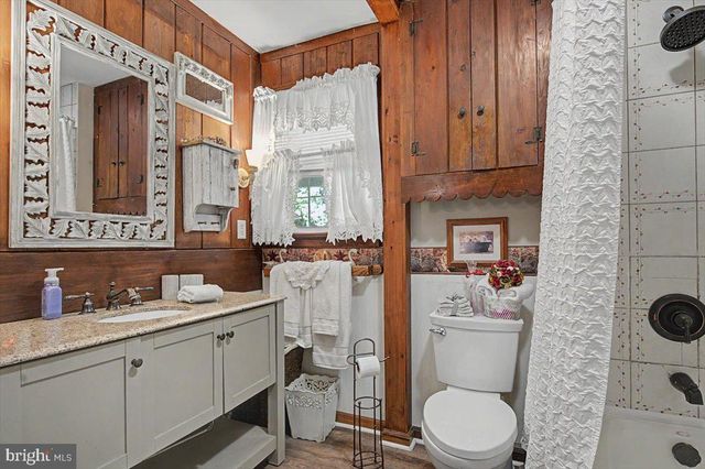 1010 RED LION RD, New Castle, DE 19720
