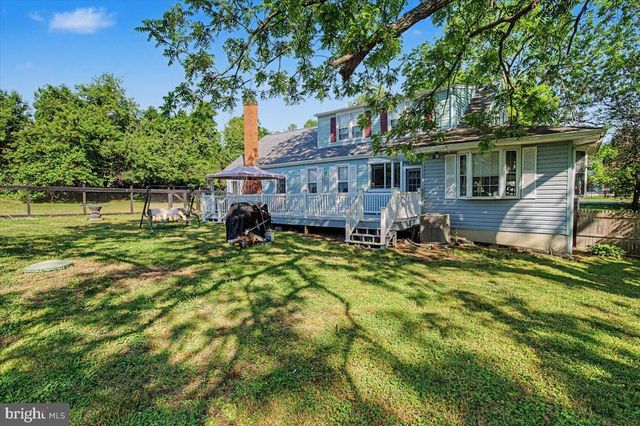 1010 RED LION RD, New Castle, DE 19720