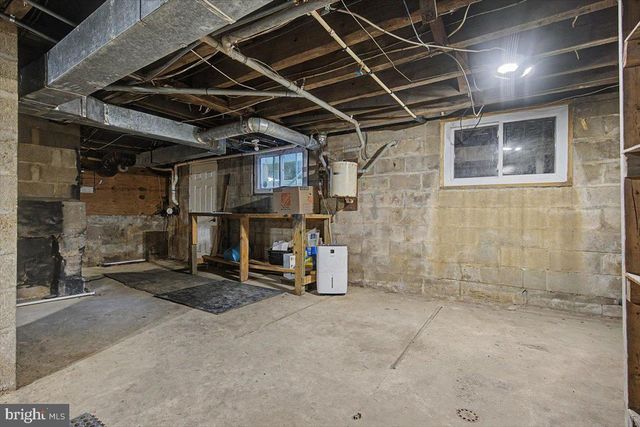 1010 RED LION RD, New Castle, DE 19720