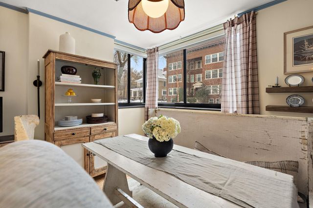 1912 Dupont Avenue S 103, Minneapolis, MN 55403