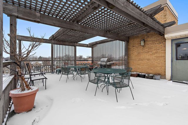 1912 Dupont Avenue S 103, Minneapolis, MN 55403