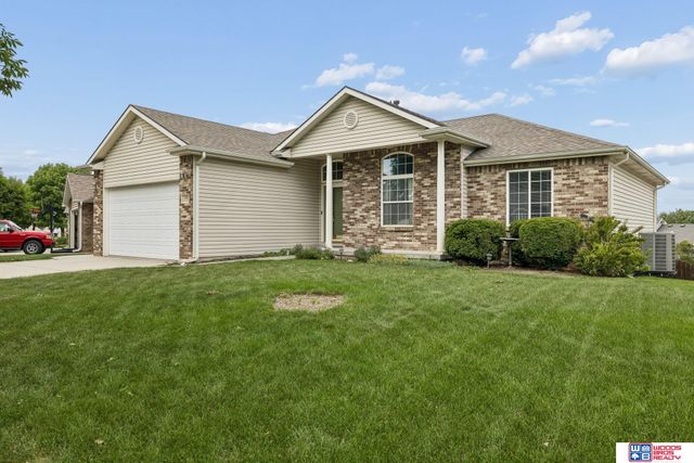 158 W Lombard Drive, Lincoln, NE 68521
