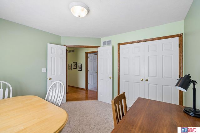 158 W Lombard Drive, Lincoln, NE 68521