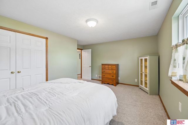 158 W Lombard Drive, Lincoln, NE 68521
