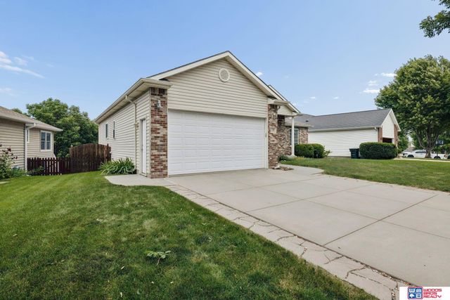 158 W Lombard Drive, Lincoln, NE 68521