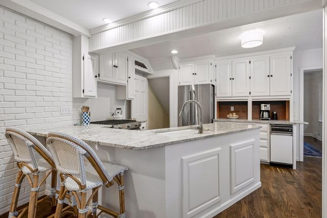 5316 Kellogg Avenue, Edina, MN 55424