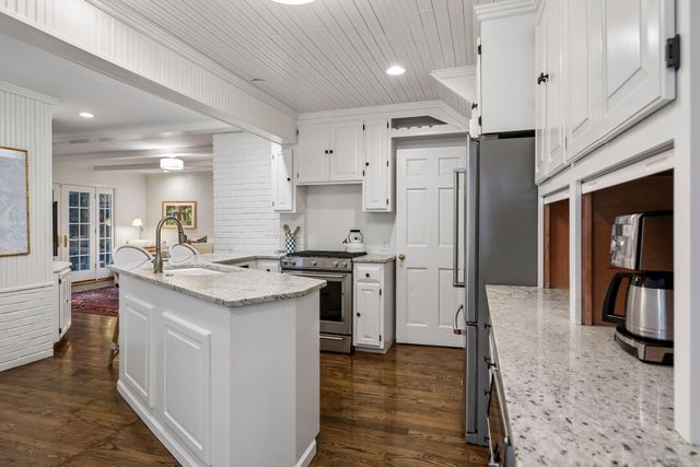 5316 Kellogg Avenue, Edina, MN 55424
