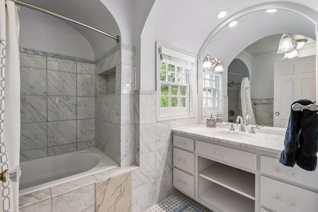 5316 Kellogg Avenue, Edina, MN 55424