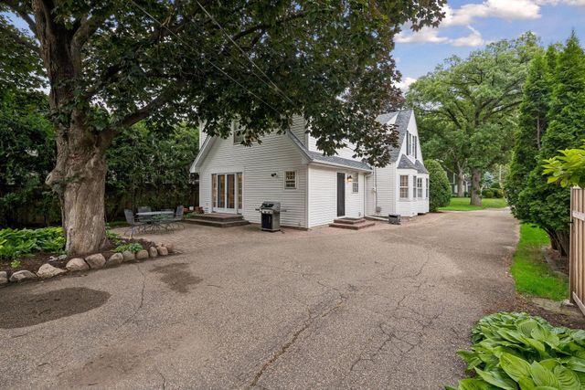 5316 Kellogg Avenue, Edina, MN 55424