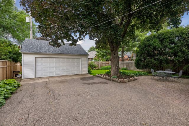 5316 Kellogg Avenue, Edina, MN 55424