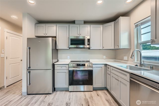 1410 6th Avenue, Tacoma, WA 98405