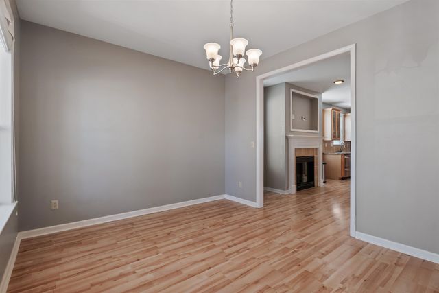 1413 ISLAND TOWN DR, Memphis, TN 38103