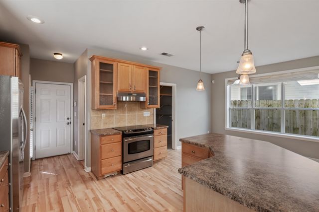 1413 ISLAND TOWN DR, Memphis, TN 38103