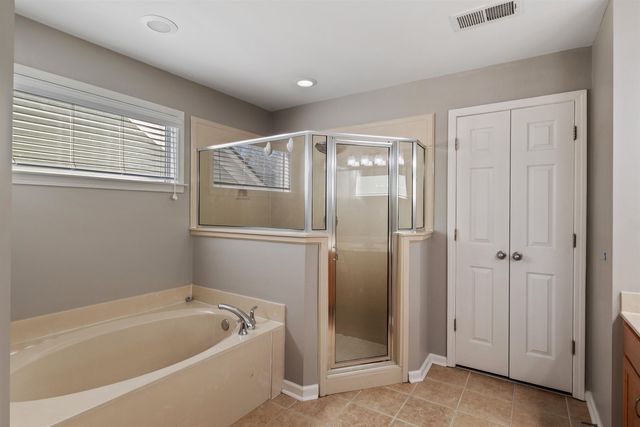 1413 ISLAND TOWN DR, Memphis, TN 38103