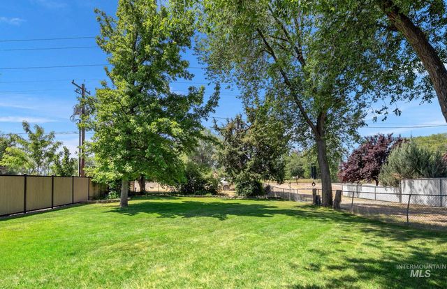 2152 E State Street, Eagle, ID 83616