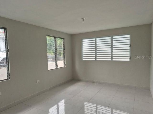 Km. 5.0 CARR 830, Bayamon, PR 00956