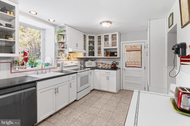 202 ELM AVE, Cheltenham, PA 19012