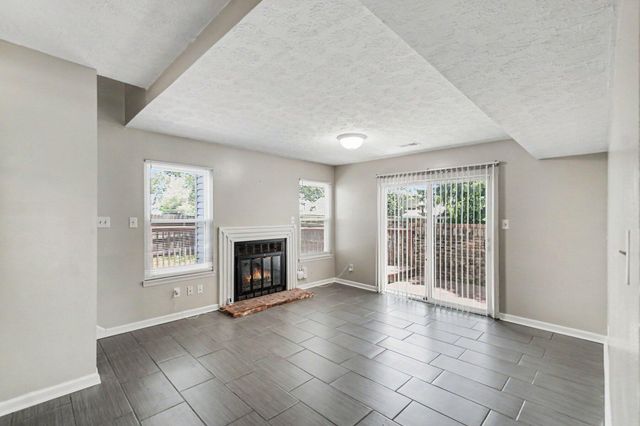 1716 Prairie Circle, Lexington, KY 40515