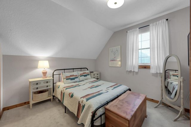 41 Hunters Creek Drive, Huntsville, TX 77340