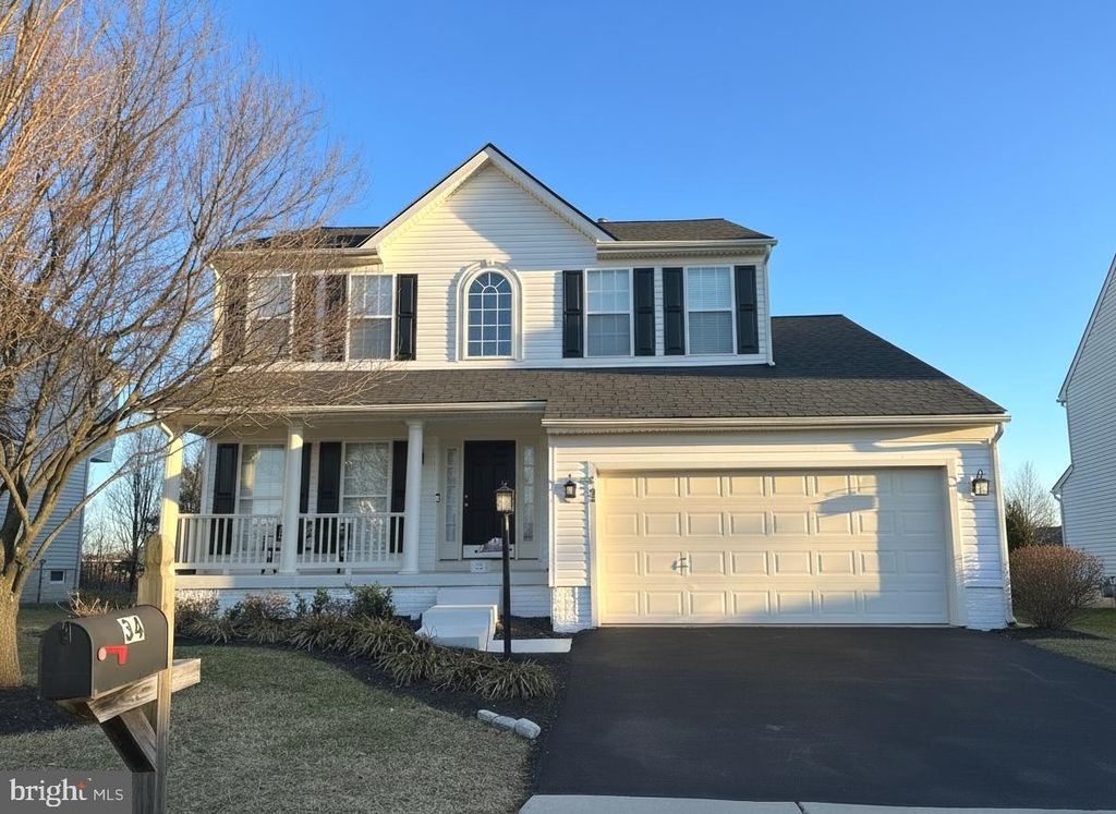 34 TRITAPOE PL, Lovettsville, VA 20180