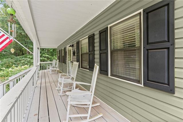 406 Creekside Lane, Woodstock, GA 30188