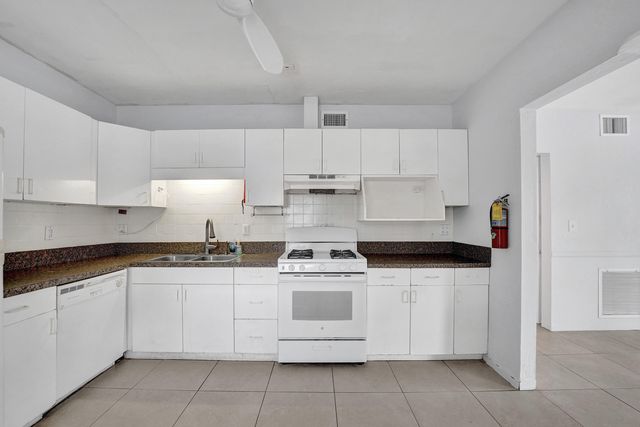 816 SE 12th Street, Fort Lauderdale, FL 33316