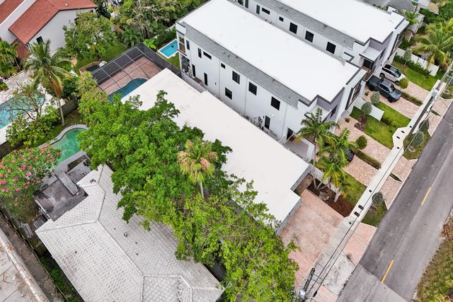 816 SE 12th Street, Fort Lauderdale, FL 33316