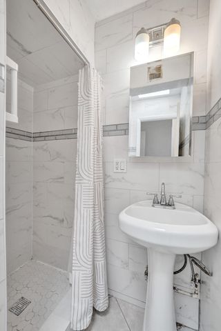 816 SE 12th Street, Fort Lauderdale, FL 33316