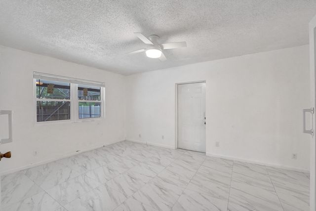 816 SE 12th Street, Fort Lauderdale, FL 33316