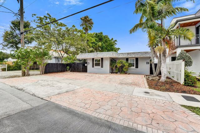 816 SE 12th Street, Fort Lauderdale, FL 33316