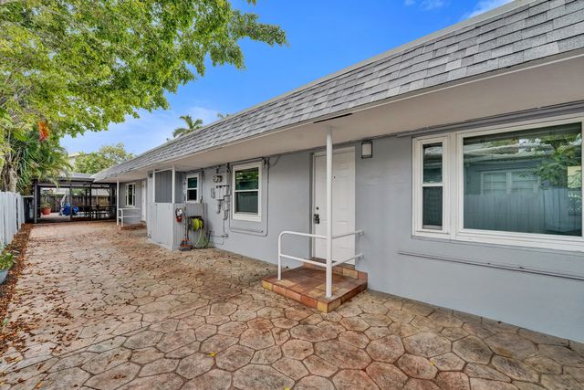 816 SE 12th Street, Fort Lauderdale, FL 33316