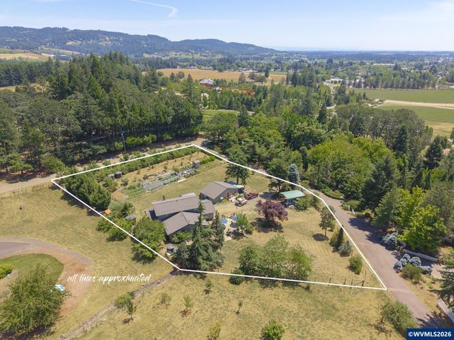 2813 NE Roberts Ln, Newberg, OR 97132
